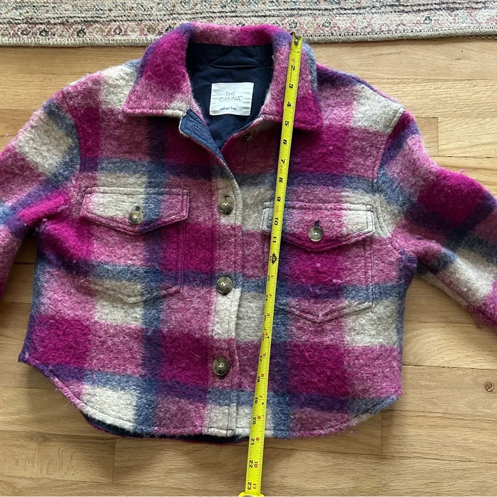 Aritzia excellent preowned